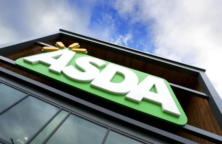 Asda Announces Above-Inflation 4% Pay Rise for Retail Staff, Bolstering Workforce Investment