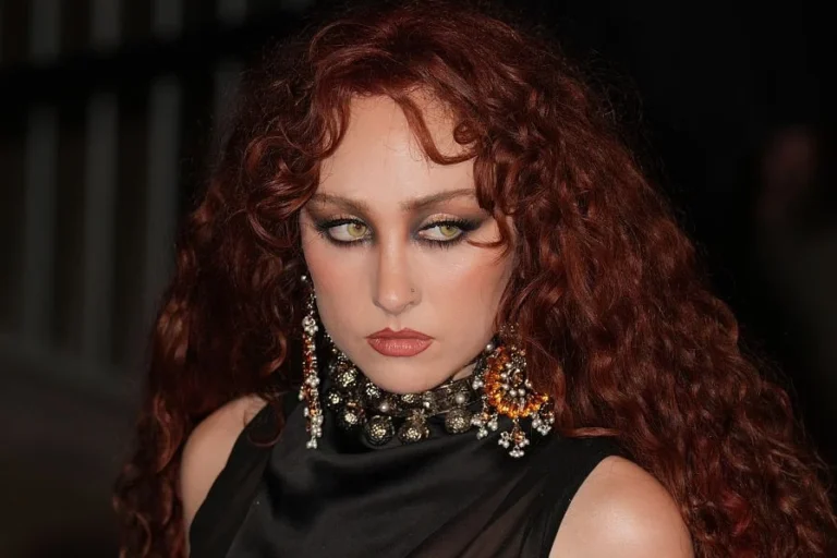 Chappell Roan embroiled in international controversy after alleged security incident in Brazil prompts mayoral intervention and intense public debate.