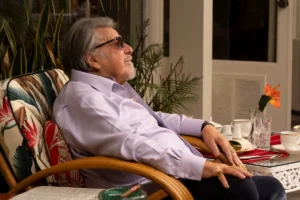 Gus Van Sant’s ‘Dead Man’s Wire’ Navigates Timeless Themes of Desperation and Disillusionment Amidst Modern Parallels