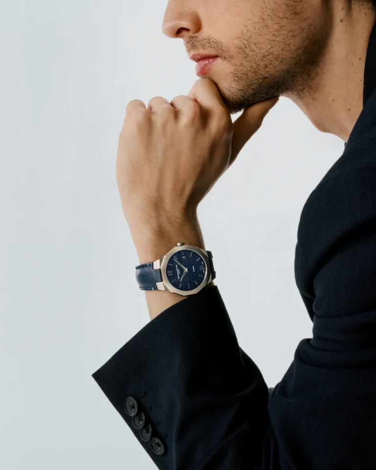 Baume & Mercier Unveils Riviera 73: A Return to Original Design Philosophy at Watches and Wonders 2026