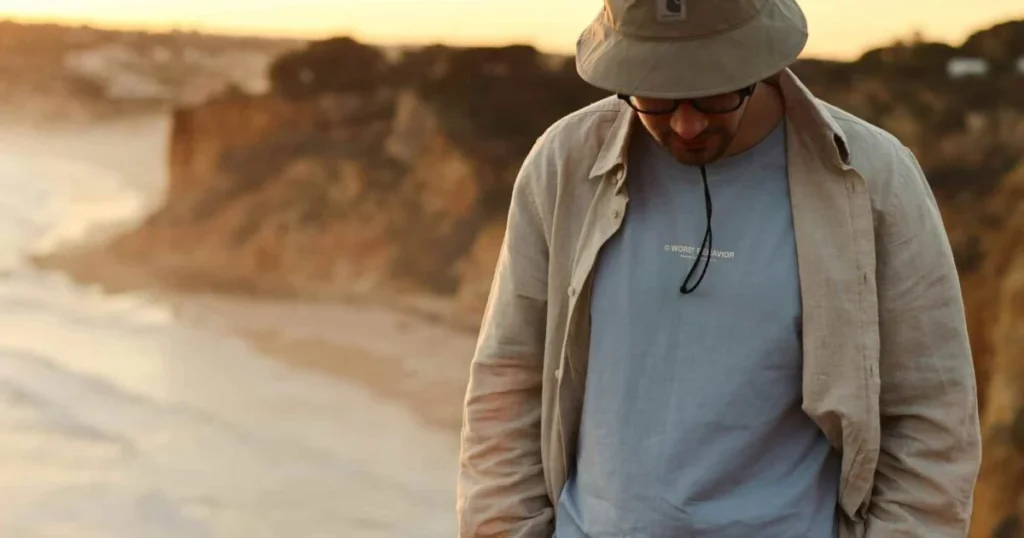 Carhartt WIP Receives ‘Not Good Enough’ Sustainability Rating from Good On You, Highlighting Transparency Gaps in Fashion Industry.