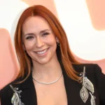 Jennifer Love Hewitt Unveils Striking Honey Blonde Transformation as She Embraces Hiatus Hair Change