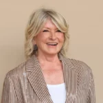 Martha Stewart’s Unexpectedly Relatable Pre-Glam Selfie Breaks the Internet