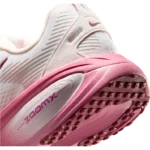 Nike Vomero 18 WMNS in White/Pearl Pink Embodies a Harmonious Blend of Performance Engineering and Contemporary Style for the Dedicated Female Runner