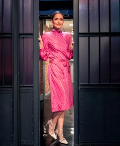 Rose Byrne Showcases Sartorial Elegance and Comedic Range on Late Night with Seth Meyers During Broadway Promotion