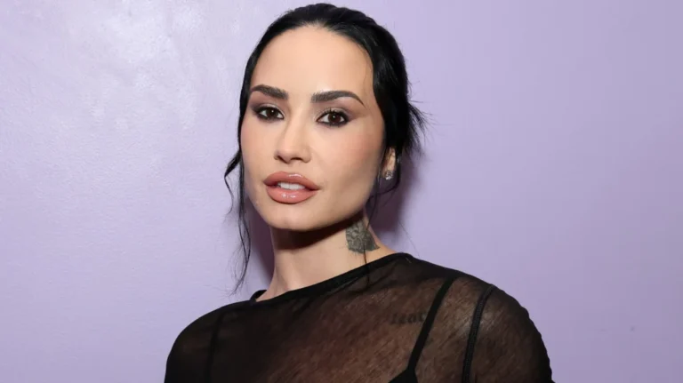 The French Manicure Gets a Dazzling Reinvention: Demi Lovato Debuts "Diamond Choker Tips"