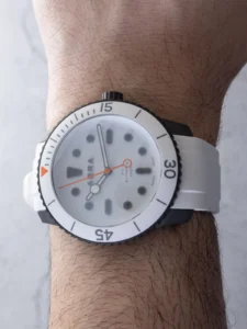 Aera and Todd Snyder Unveil Limited-Edition D-1 Diver Watches in Striking "Blackout" and "Whiteout" Colorways