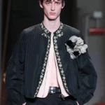 Simone Rocha Unveils Groundbreaking SS27 Menswear Collection at Pitti Uomo, Redefining Masculinity with Poetic Vulnerability