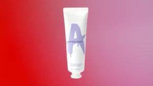 The Aceology Here We Glow Berry Mask Offers a Laboratory-Tested Solution to Post-Quarantine Skin Concerns