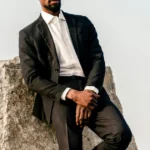 The Essential Guide to Investing in a Sustainable Suit: Navigating Fit, Fabric, and Ethical Choices in a Changing Industry.