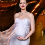 Anne Hathaway Embraces Moody Autumn Aesthetics With Signature Dark Manicure and Pedicure