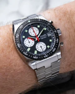 Nivada Grenchen Autochron Mecaquartz Brings Seventies Funk to a Modern Audience