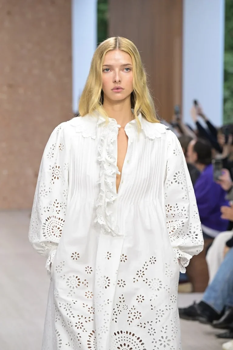 Apple Martin Officially Claims the It-Girl Crown With Runway Debut at Chloe SS27